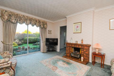 2 bedroom detached house for sale, 2 Green Acres, Wombourne, Wolverhampton