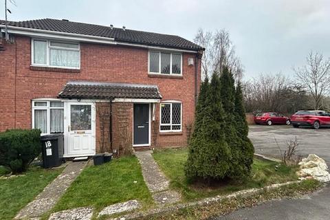 2 bedroom end of terrace house to rent, Longstock Court, Eastleaze