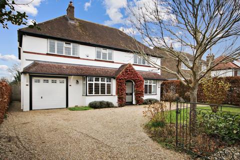 4 bedroom detached house for sale, The Limes, Felbridge, East Grinstead, RH19