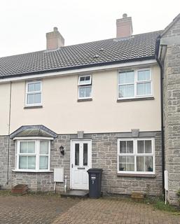 2 bedroom terraced house to rent, Riverside Close