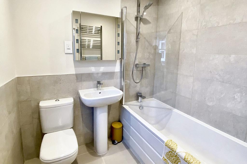 Main Bathroom