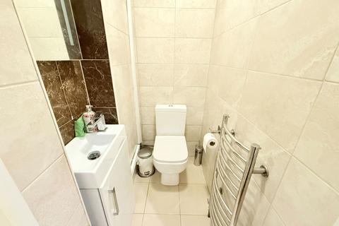 14 Branscombe Close, Birmingham, B14 6PP
