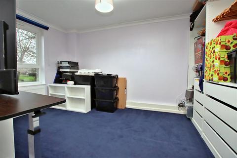 7 Hackney Close, Borehamwood, WD6 2SL