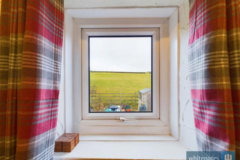 74 Bogthorn, Oakworth, Keighley, BD22 7LU