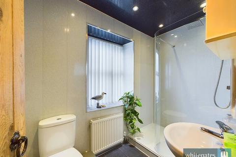 74 Bogthorn, Oakworth, Keighley, BD22 7LU