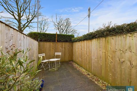 74 Bogthorn, Oakworth, Keighley, BD22 7LU