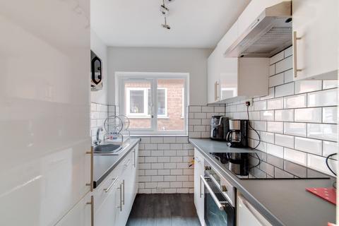 2 bedroom maisonette for sale, Turves Green, Birmingham, West Midlands, B31