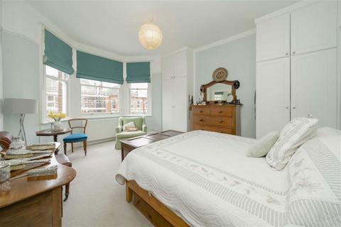 5 bedroom house for sale, Ebbsfleet Road, London NW2