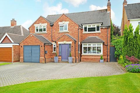 4 bedroom detached house for sale, Links Drive, Solihull, B91