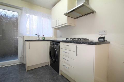 3 bedroom terraced house to rent, Goosecroft, Hemel Hempstead HP1