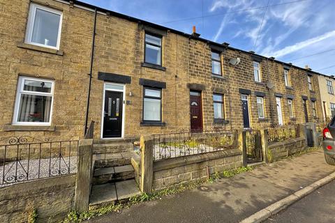 127 Greenside, Mapplewell, Barnsley, S75 6AX