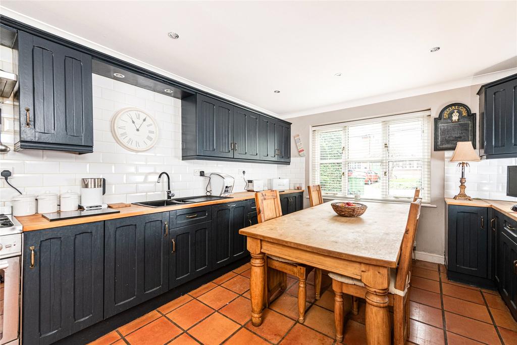 Kitchen/Breakfast