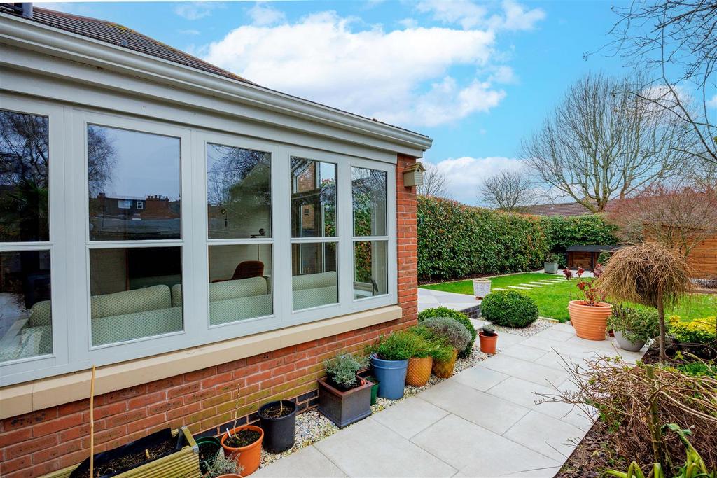 Garden consevartory 1 N9 A2487.jpg