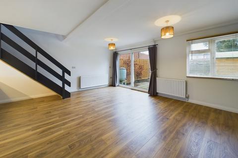 53 Cliveden Close, Cambridge, CB4 3LX