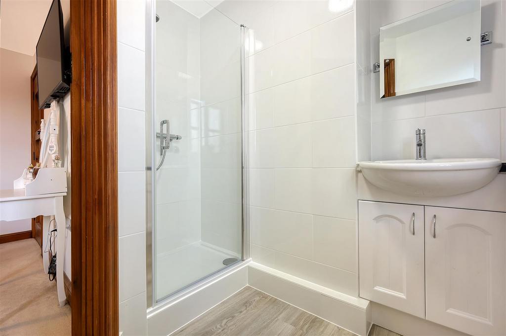 En suite shower room