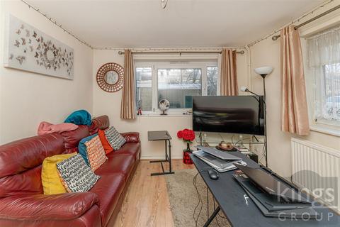 3 bedroom maisonette for sale, Agricola Place, Enfield