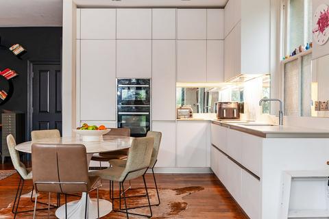 76 Elers Road, London, W13 9QD