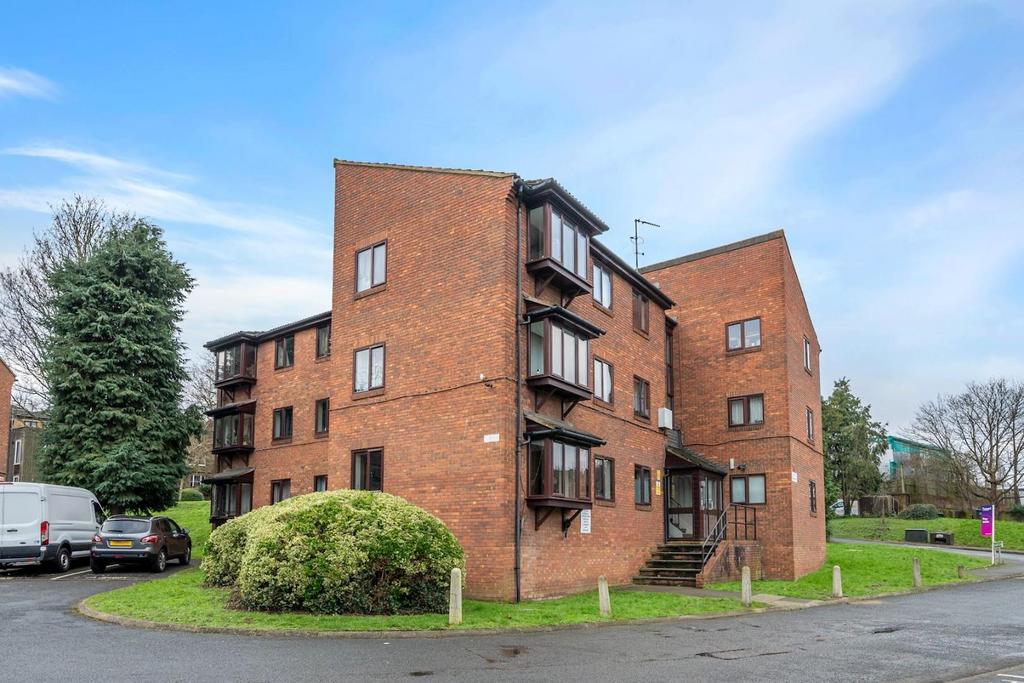 01-d00c81909 - Prop WPen - NS - 2 Ashurst Close SE2