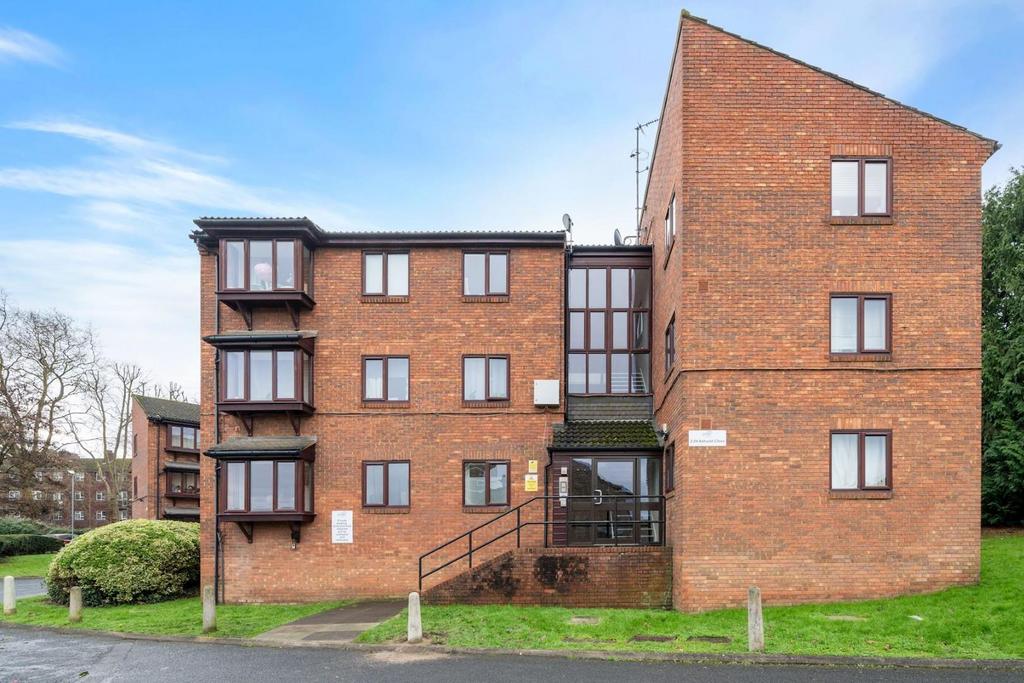 02-0c8f81909 - Prop WPen - NS - 2 Ashurst Close SE2