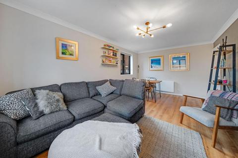 2 Ashurst Close, London, SE20 8LY