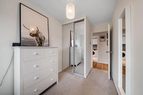 2 Ashurst Close, London, SE20 8LY