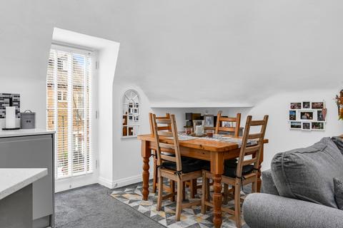 2 bedroom flat for sale, Watton Road, Ware SG12