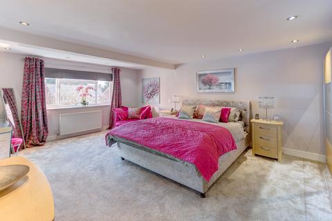 49 Dawson Road, Bromsgrove, B61 7JF