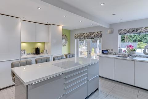49 Dawson Road, Bromsgrove, B61 7JF