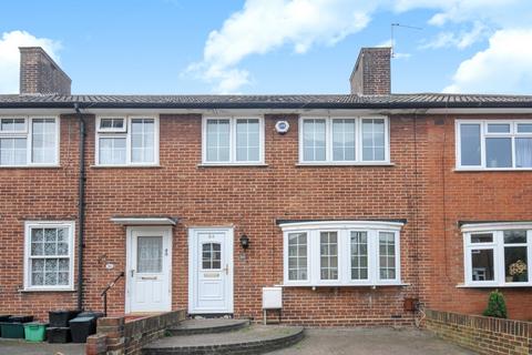 3 bedroom end of terrace house to rent, Framlingham Crescent London SE9