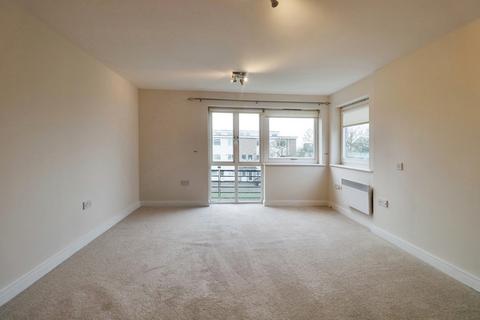 2 bedroom apartment to rent, London Road, Leigh-on-sea, SS9