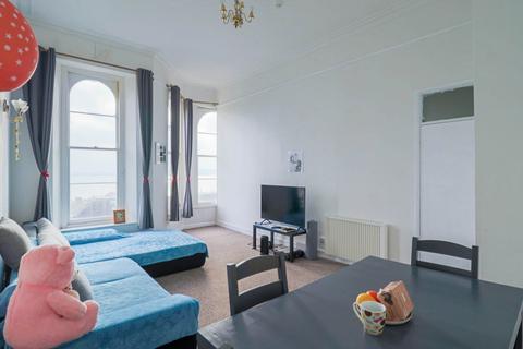 1 bedroom flat for sale, Atlantic Road, Hillside