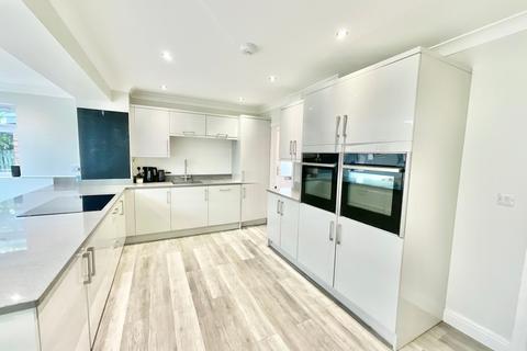 12 Beech Close, Cheadle, Stoke-on-trent, ST10 1SN