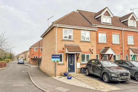 2 bedroom end of terrace house for sale, Honeywick Close, Bedminster, Bristol, BS3