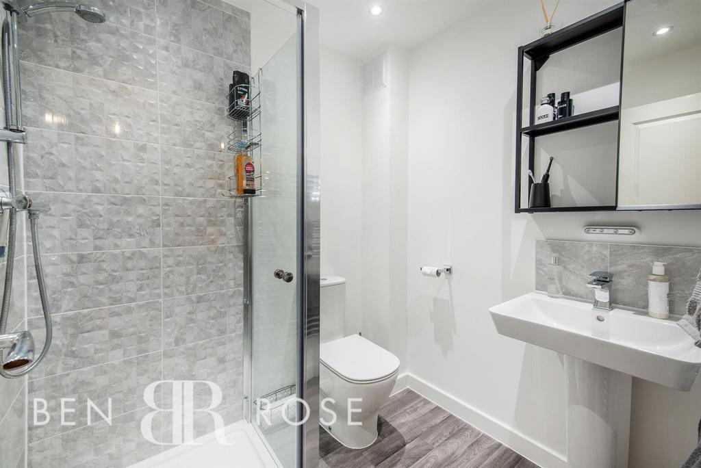 Bedroom Two Ensuite