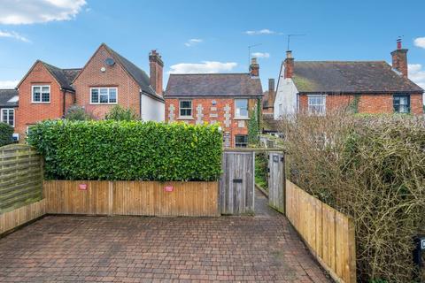 2 bedroom detached house for sale, Church Road, Seer Green, HP9