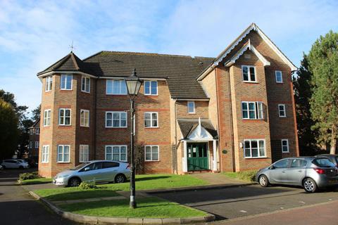 1 bedroom ground floor flat for sale, The Beeches, Watford WD18