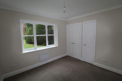 1 bedroom ground floor flat for sale, The Beeches, Watford WD18