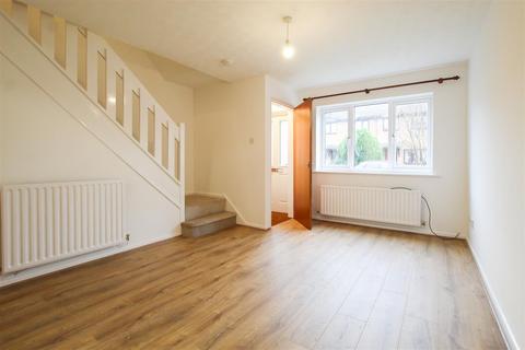 2 bedroom terraced house to rent, The Oaks, Cambridge CB24