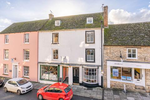 5 bedroom terraced house for sale, High Street, Malmesbury