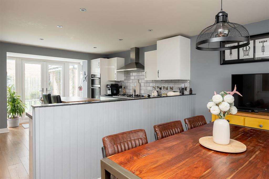 Kitchen Diner
