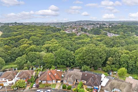 4 bedroom semi-detached house for sale, Newlands Road, Woodford Green IG8