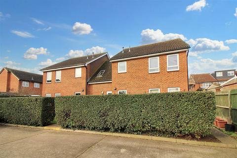 Studio for sale, Poplar Road, Aylesbury