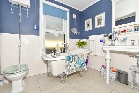 55 Bellevue Road, Ramsgate, CT11 8DN
