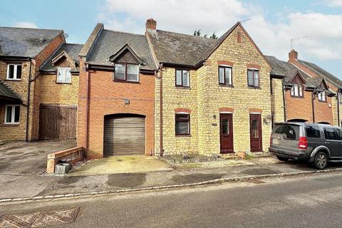 3 bedroom end of terrace house for sale, High Street, Collingtree, Northampton NN4