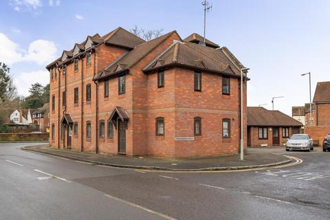 2 bedroom retirement property for sale, Chesham,  Buckingahamshire,  HP5