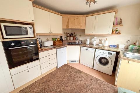 35 Pinter Close, Burnham-on-sea, TA8 1JN