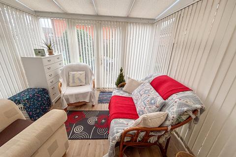 35 Pinter Close, Burnham-on-sea, TA8 1JN