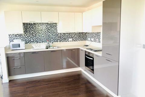 3 bedroom flat for sale, Brunel Court, Green Lane, Edgware HA8