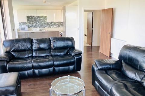 3 bedroom flat for sale, Brunel Court, Green Lane, Edgware HA8