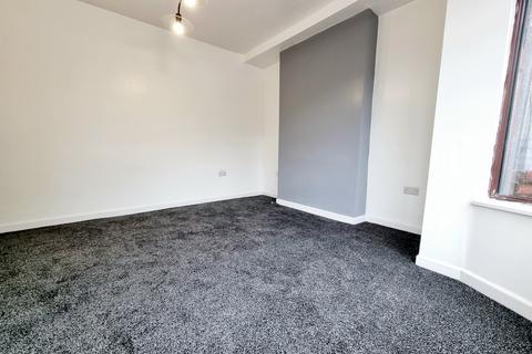 3 bedroom house to rent, Grange Park Road, St. Helens, WA10